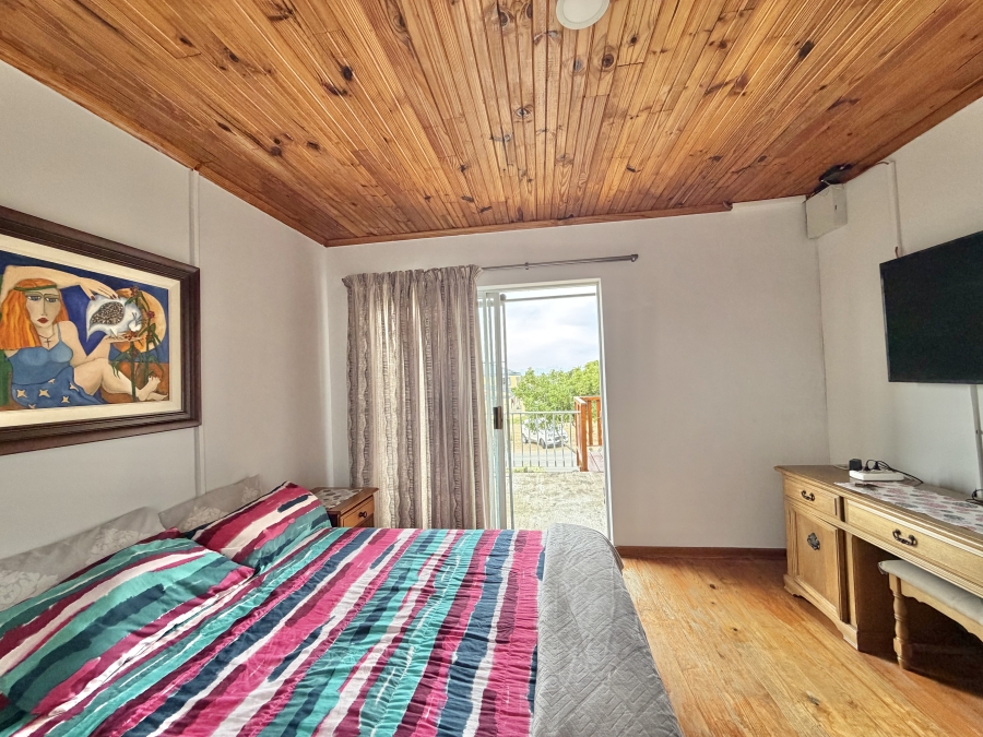 3 Bedroom Property for Sale in Wavecrest Eastern Cape